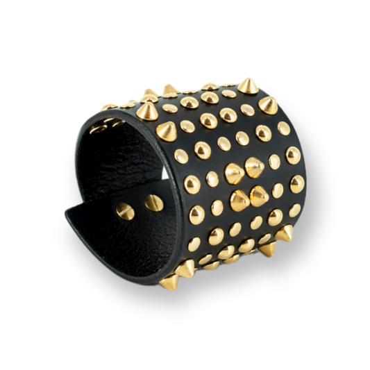 STUDDED LITTLE BRACELET