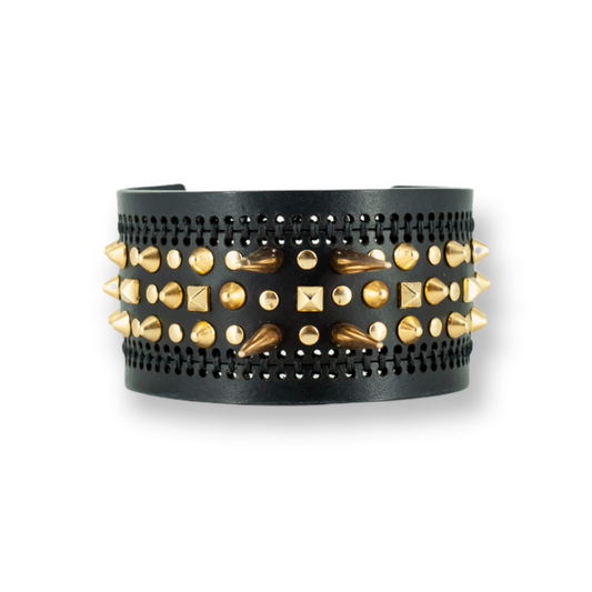 CLASSIC STUDDED CHOKER