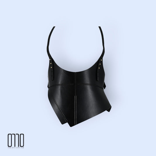 CB 25 – Asymmetrical Leather Shoulder Harness