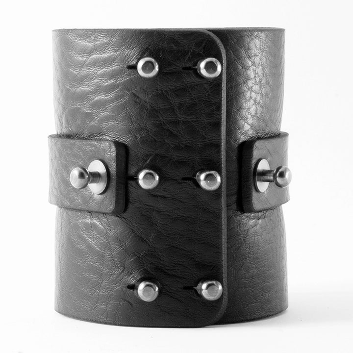 0770 Huahine leather cuff