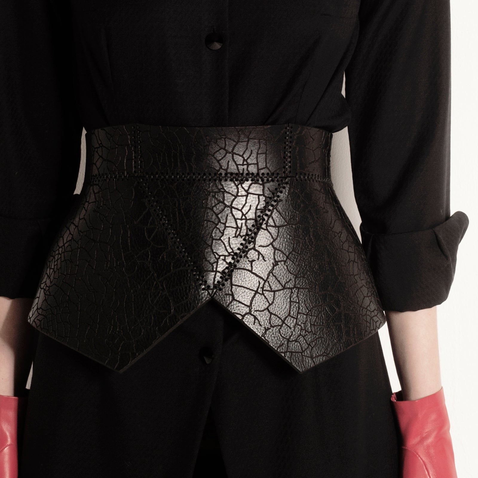 0770 Branches leather corset belt