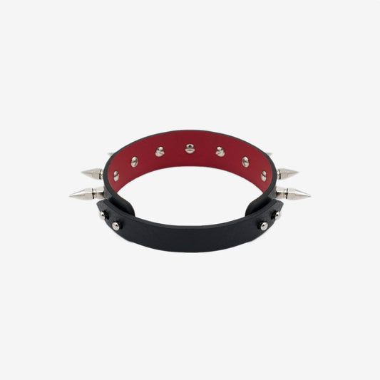 N82 studded leather choker